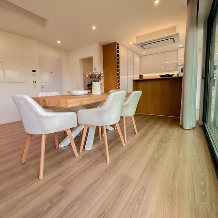 Flora Apartment
